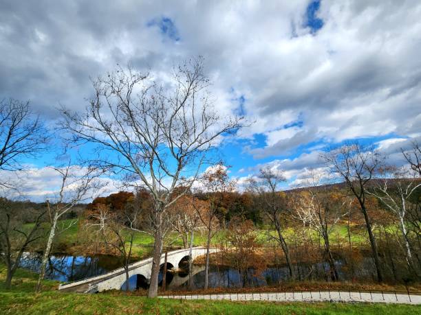 istock Burnside Bridge in Sharpsburg MD 1623015633