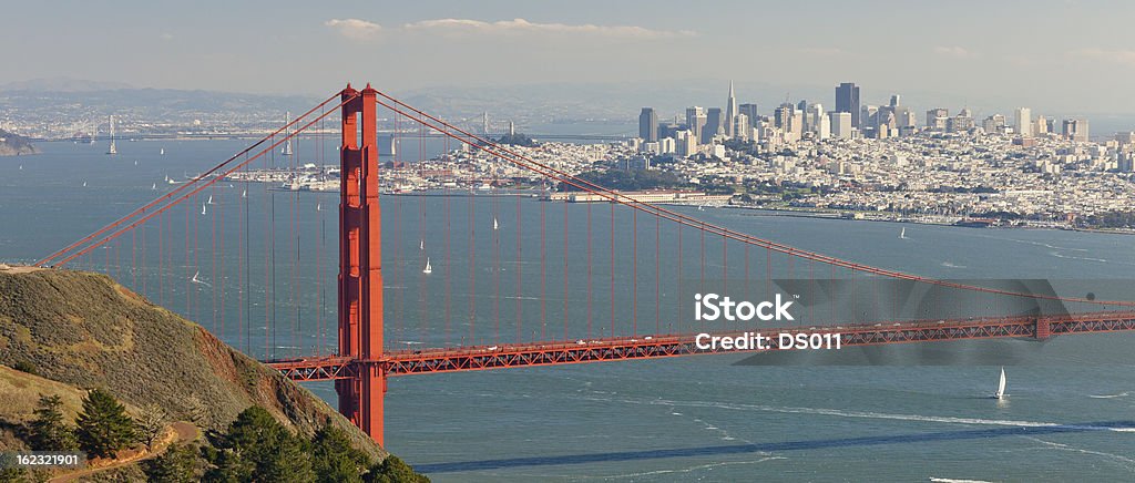 Le Golden Gate Bridge et la baie de San Francisco - Photo de Acier libre de droits