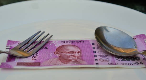 istock New Indian currency notes of 2000 rupees 1623288843