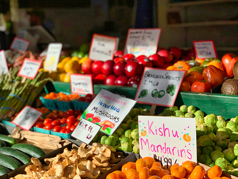 Photo taken in winter 2019 at Seattle's Fisherman's Wharf, a pretty fruit stand.