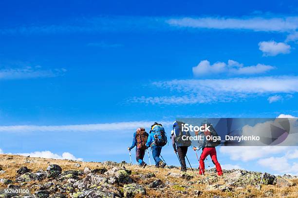 Bergsteigen Stockfoto und mehr Bilder von Abenteuer - Abenteuer, Aktiver Lebensstil, Aktivitäten und Sport