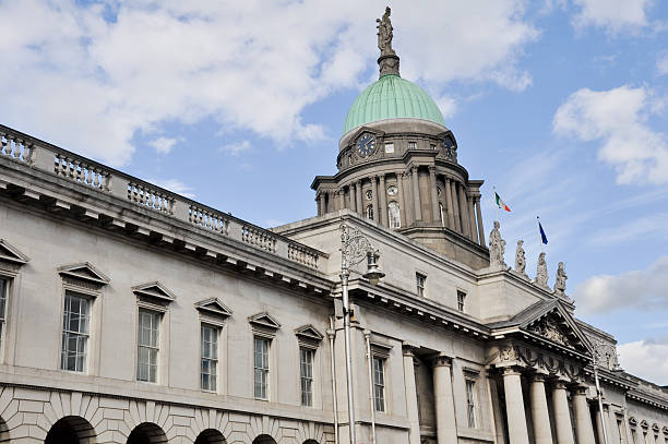 istock The Customs House in Dublin, Ireland 162420613