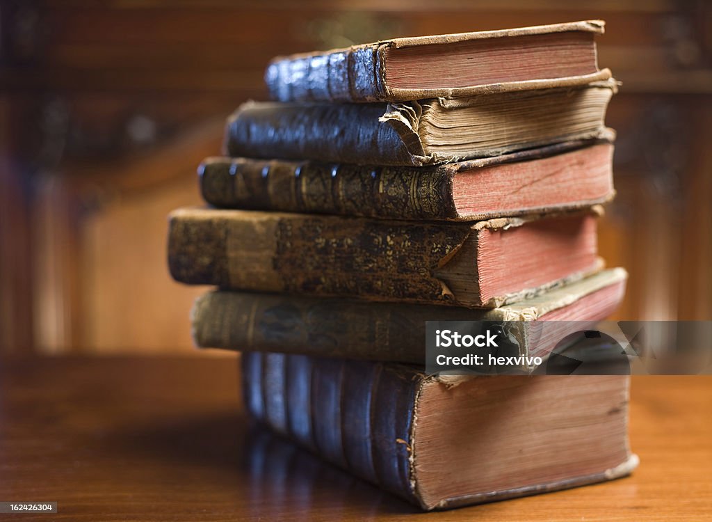 Books of mystery. - Стоковые фото Антиквариат роялти-фри