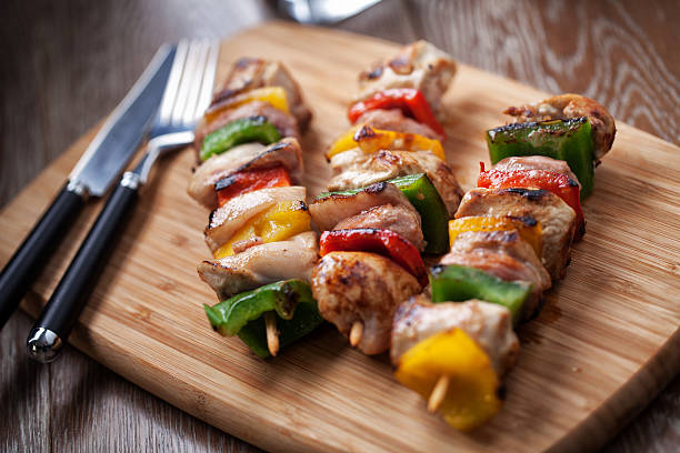 치킨 skewered - cooked studio shot close up sausage 뉴스 사진 이미지