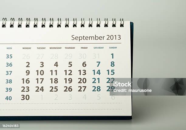 Kalender Seite September Stockfoto und mehr Bilder von Buchseite - Buchseite, Datum, Dienstag