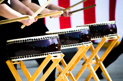 Traditional Japanese drum team performance, played in traditional performing arts and festivals in Japan.