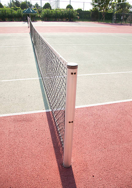 cancha de tenis - tennis baseline fun sports and fitness fotografías e imágenes de stock