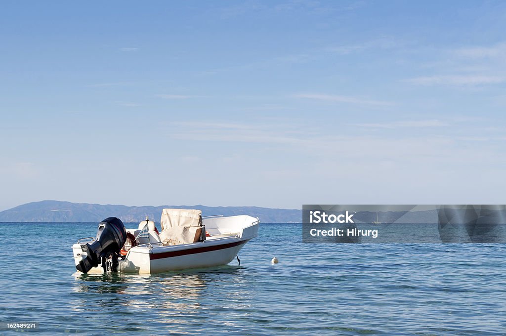 Motoscafo sul mare - Foto stock royalty-free di Acqua