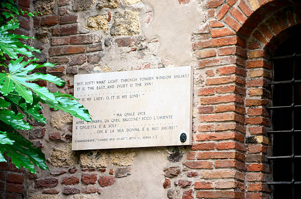 istock Plaque on Juliet's house, Verona 162497192