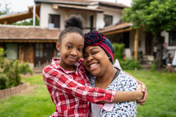 istock Mother and daugher's portrait 1625003322