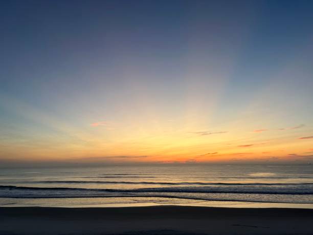 istock Rays of sunshine greets the morning viewers. 1625033106