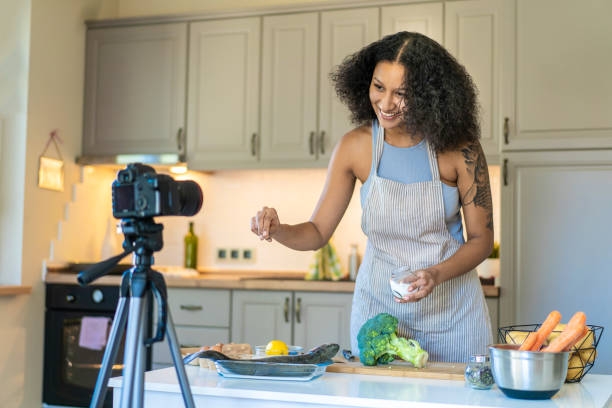istock Cooking demonstration for live video event 1625033641