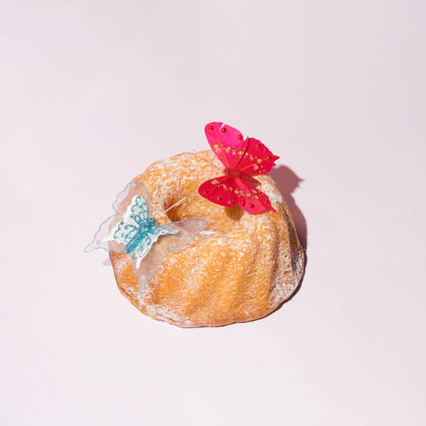 istock Lemon cake floral recipe 1625285534