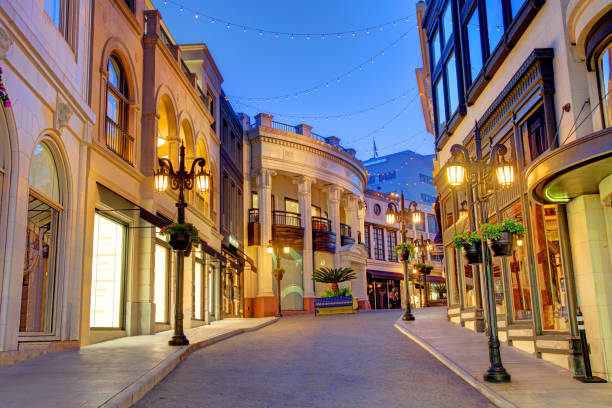 istock Rodeo Drive in Beverly Hills 1625310999