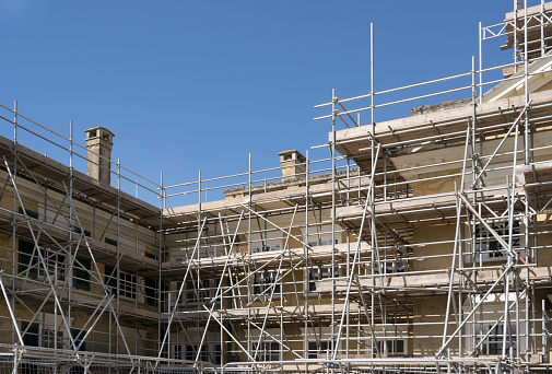 Large scaffolding project on large building neededing  maintenance