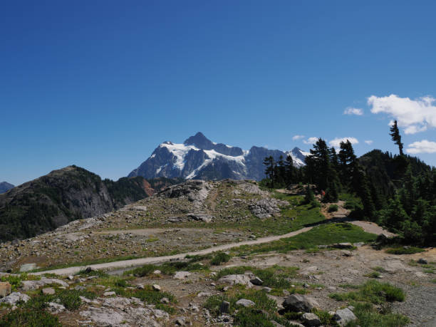 istock Mt Baker, Washington USA 1625342725