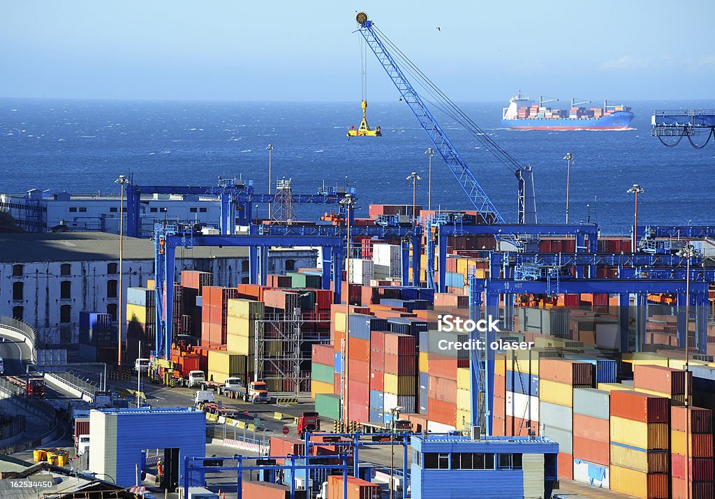 Shipping Container im Hafen bereit für geladen - Lizenzfrei Chile Stock-Foto