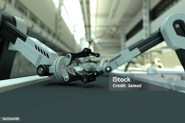 Манипулятор Робота — стоковые фотографии и другие картинки Манипулятор робота - Производственное оборудование - Манипулятор робота - Производственное оборудование, Робот, Лента конвейера