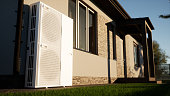 Heat pump of air-water technology for the home.