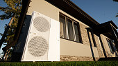 Heat pump of air-water technology for the home.