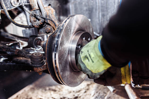 istock brake repair, brake disc installation. 1625356627
