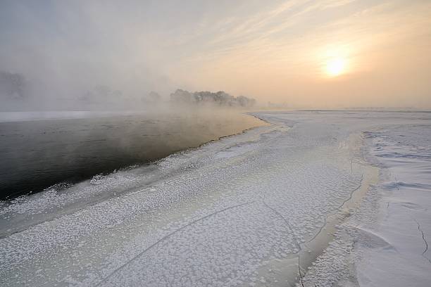 Winter, the beautiful songhua river, songhua river in northeast China.