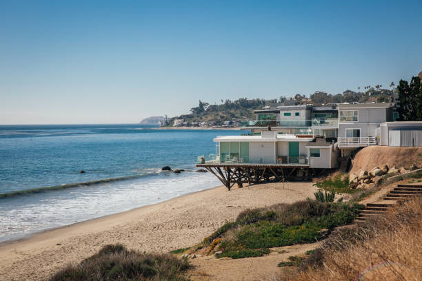 istock Beach in Malibu, California 1625761512