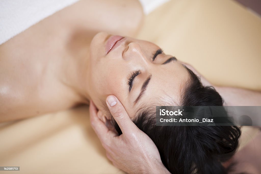 Mulher bonita em um spa pampered em - Royalty-free Adulto Foto de stock