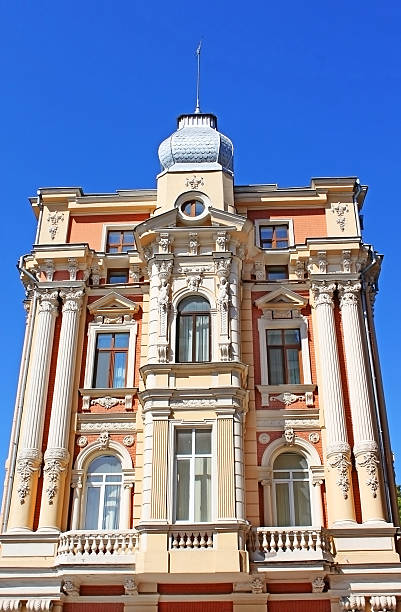 istock Old building in Odessa, Ukraine 162583706