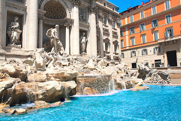 istock Fountain di Trevi in Rome 162584990