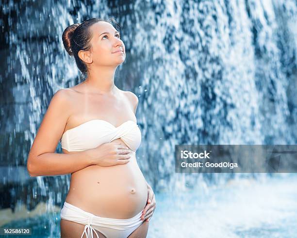 임산부 30-34세에 대한 스톡 사진 및 기타 이미지 - 30-34세, 건강한 생활방식, 긍정적인 감정 표현