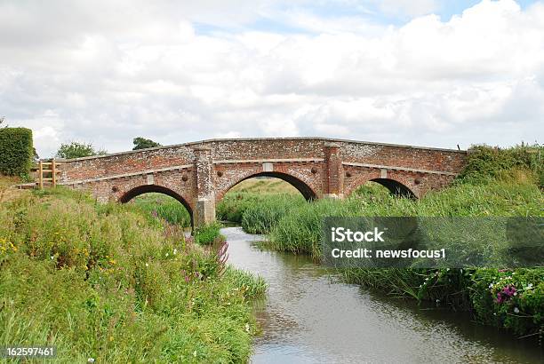 Ponte De Bodiam Inglaterra - Fotografias de stock e mais imagens de Antigo - Antigo, Ao Ar Livre, Arco - Caraterística arquitetural