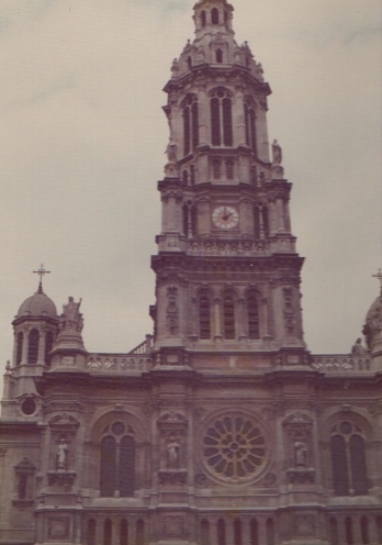 Église de la Sainte-Trinité de Paris

in the 1960s taken on kodak kodachrome during a public event