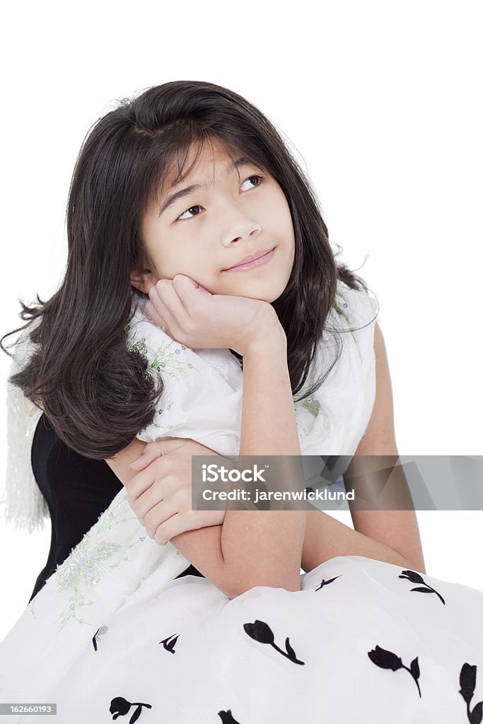 Jovem no elegante vestido de pensar olhando para cima - Foto de stock de 10-11 Anos royalty-free