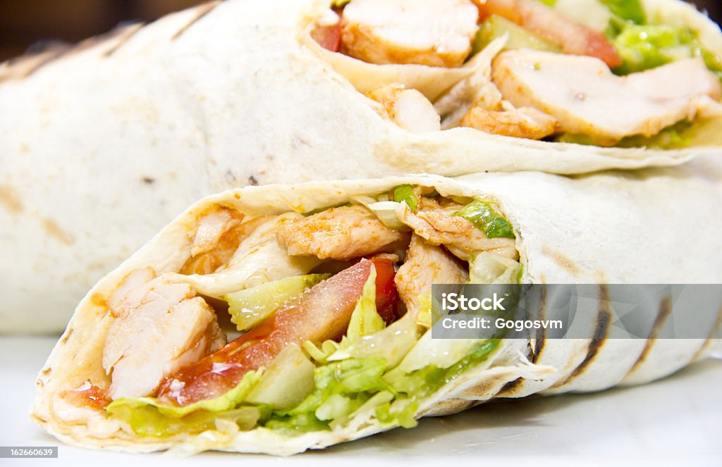 Döner kebap-Insalata di pollo Sandwich Wrap - Foto stock royalty-free di Dürüm