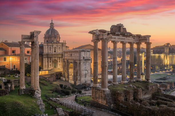 rome, italy at the historic roman forum ruins - roman ancient rome empire ancient imagens e fotografias de stock