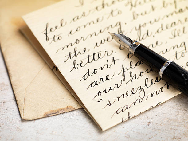 carta de amor - writing pen letter fountain pen fotografías e imágenes de stock