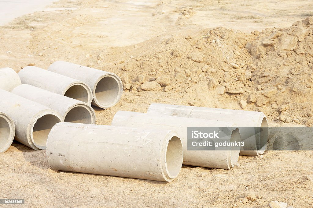 Drenagem de concreto tubo - Foto de stock de Amontoamento royalty-free