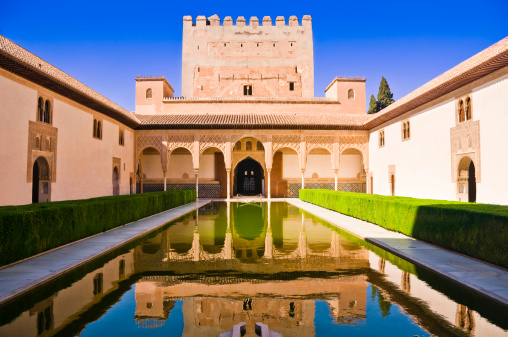 Palacios Nazaries en Alhambra en Granada, España photo