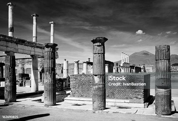 Photo libre de droit de Pompei banque d'images et plus d'images libres de droit de Accident et désastre - Accident et désastre, Antique, Antiquités