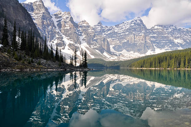istock Moraine Lake, Rocky Mountains, Canada 162696199