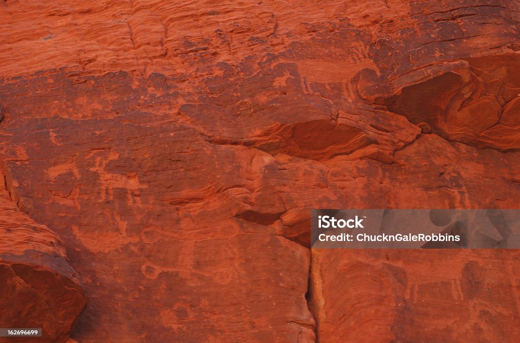 Petroglyphs - Стоковые фото Горизонтальный роялти-фри