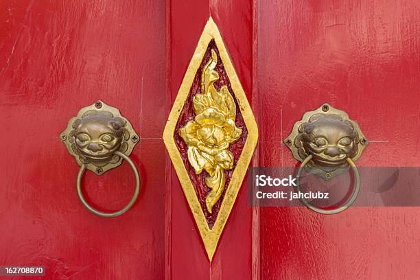 Lion Drzwi Pokrętło - zdjęcia stockowe i więcej obrazów Antyczny - Antyczny, Architektura, Azja