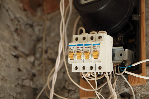 Electricity meter for use indoor appliance,technology to monitor the home's electrical energy consumption.