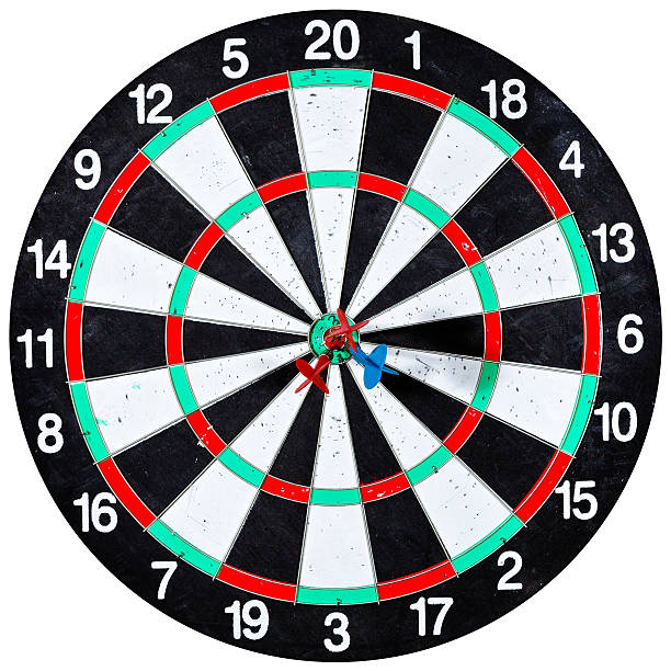 ダーツボード、3 つの矢印 - bulls eye dart darts three objects ストックフォトと画像