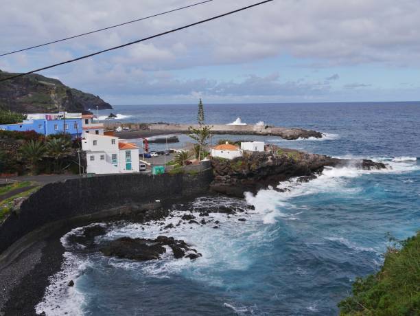 istock Charco azul auf La Palma 1627111863