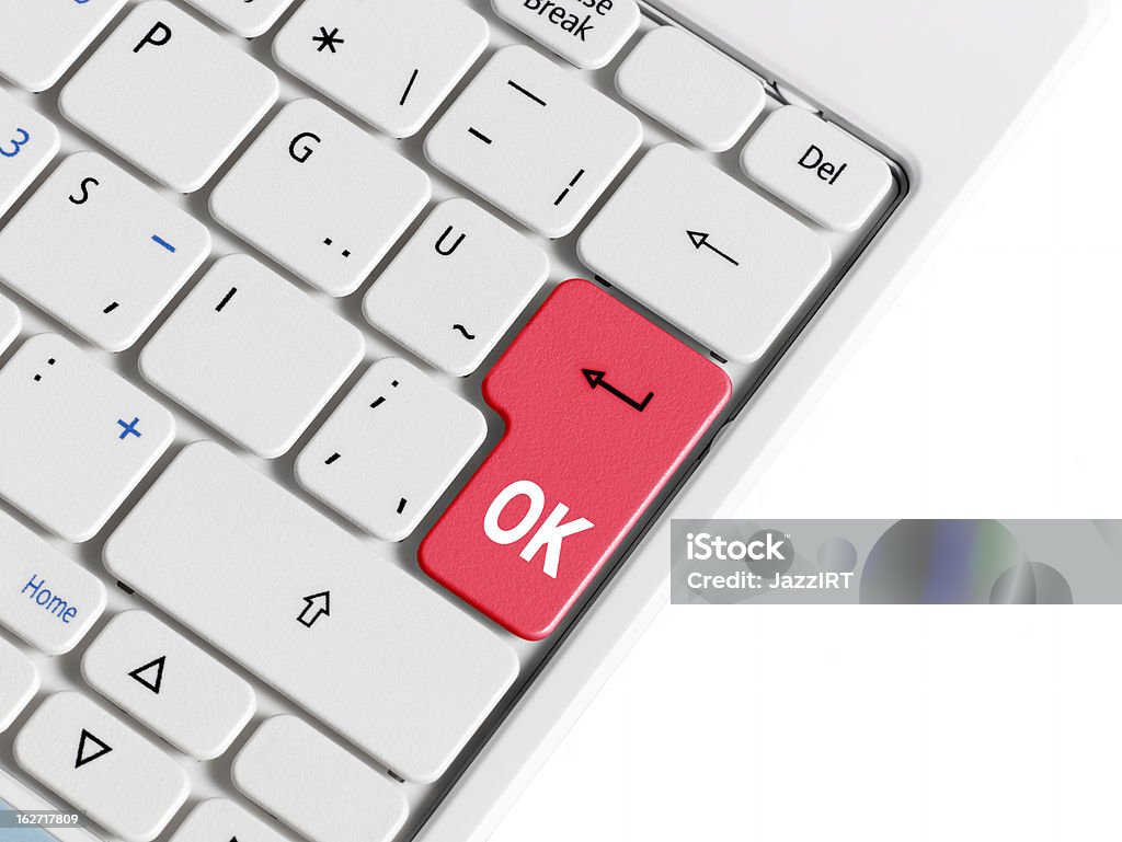 Rojo sobre blanco, teclado botón de OK - Foto de stock de Abstracto libre de derechos