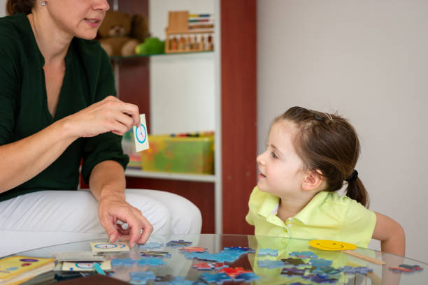 istock Girl at child psychologist's office 1627463956