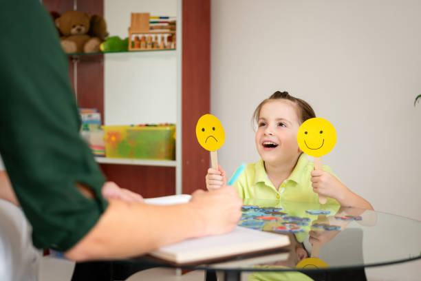 istock Girl at child psychologist's office 1627464465