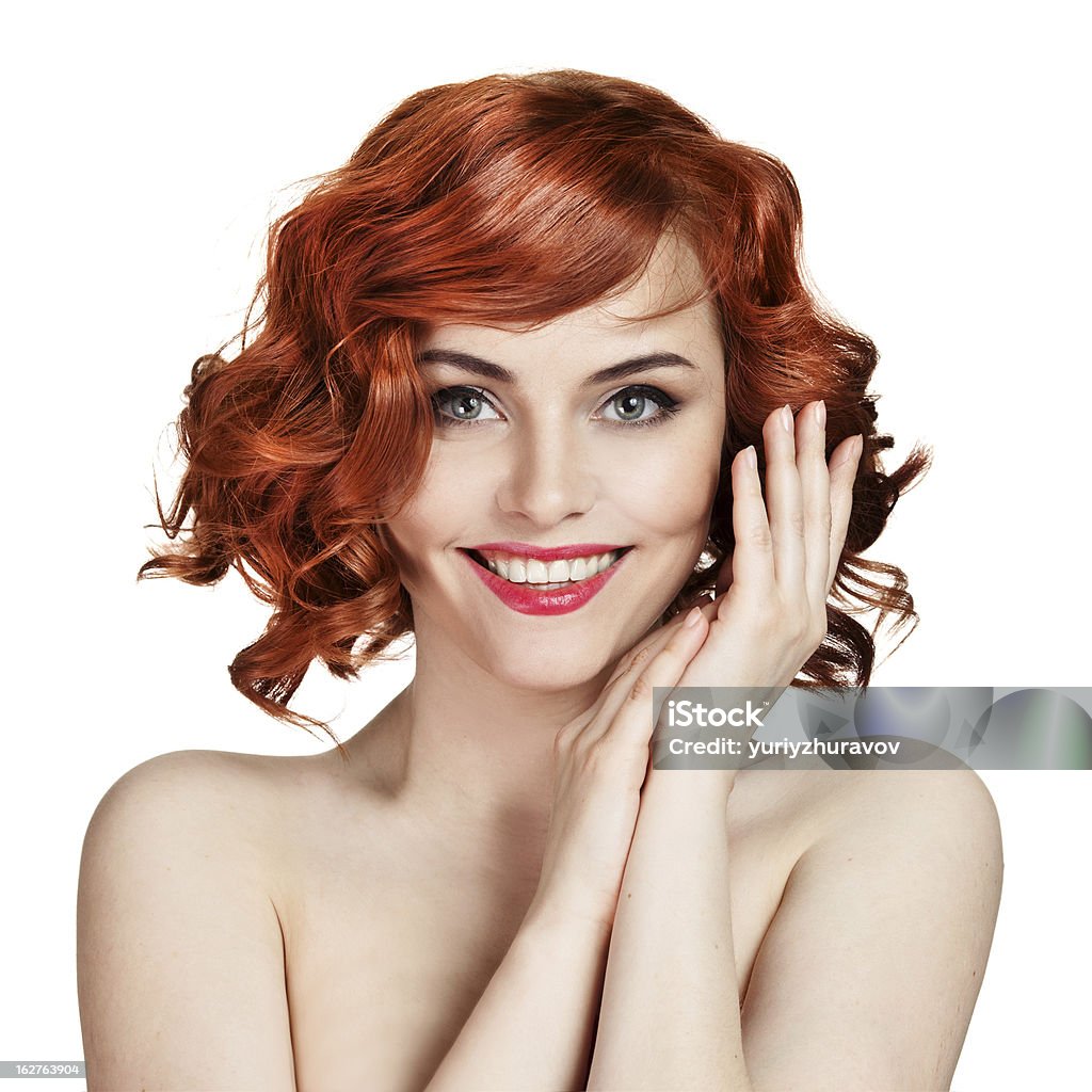 Bela mulher sorridente retrato no fundo branco - Foto de stock de Adulto royalty-free